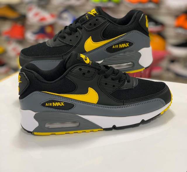 zapatos para hombre - Tenis Nike Air Max 90 Ultimate 2025