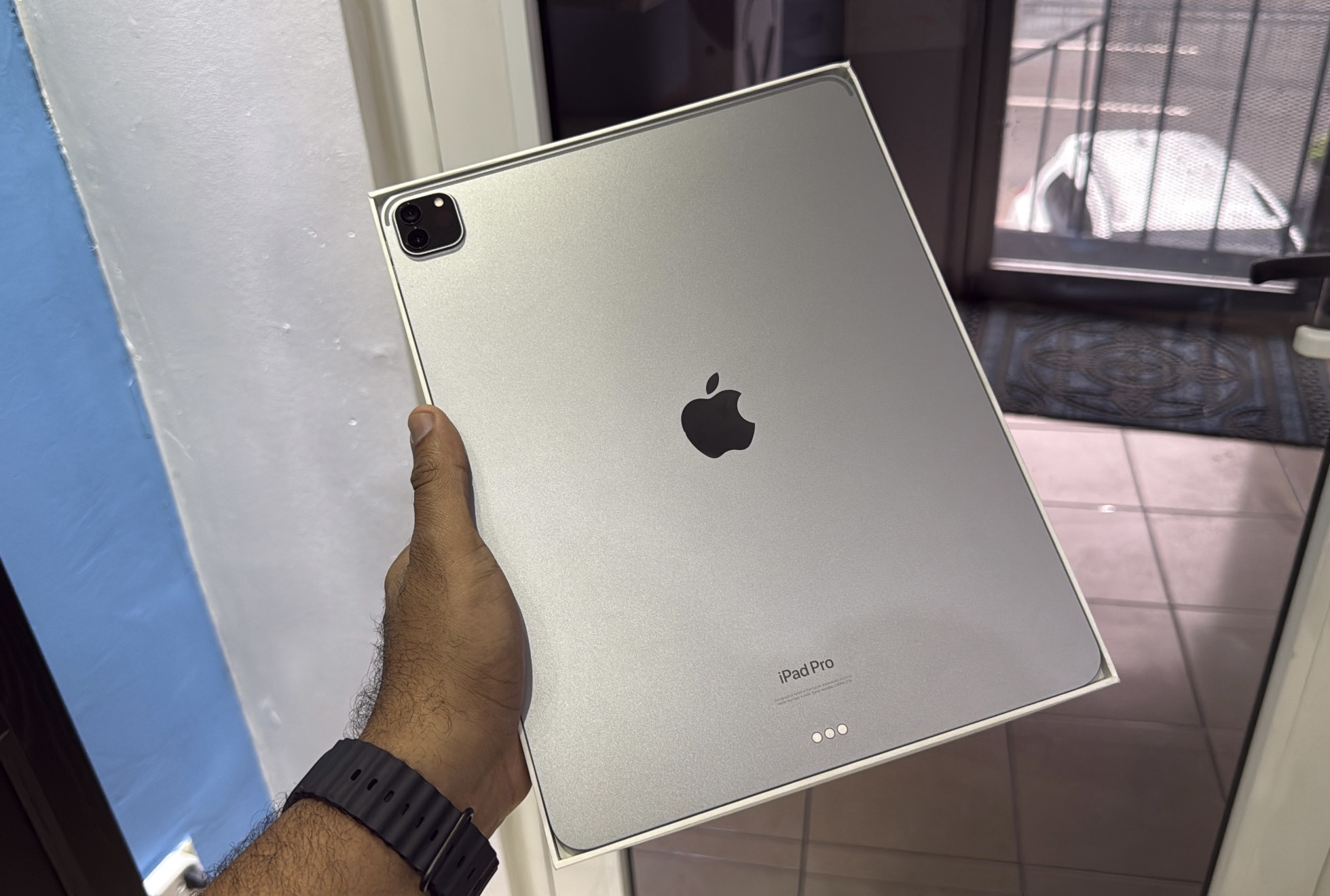 celulares y tabletas - iPad Pro 12,9 inch M2 6ta Gen Wi-Fi Space $ 40,500 1