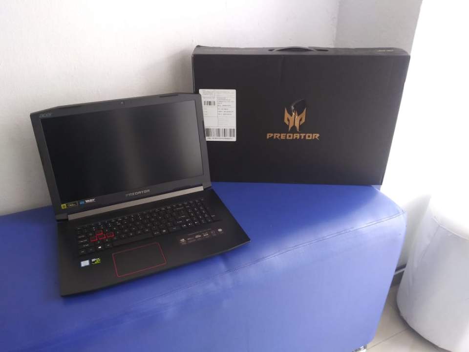 computadoras y laptops - Acer predator helio 300 I7 8va 16gb 256ssd +1tb 1060 6gb gaming 1