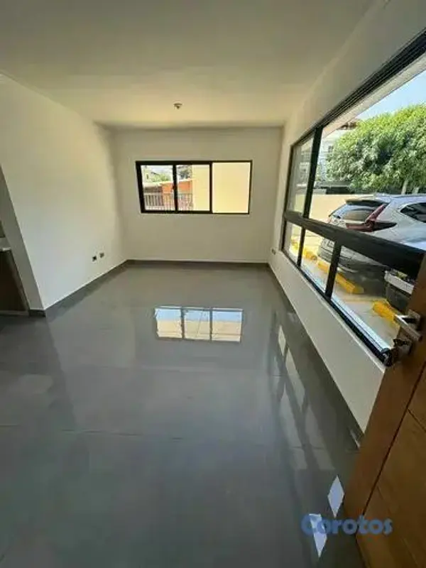 apartamentos - Primer nivel en costa verde 3