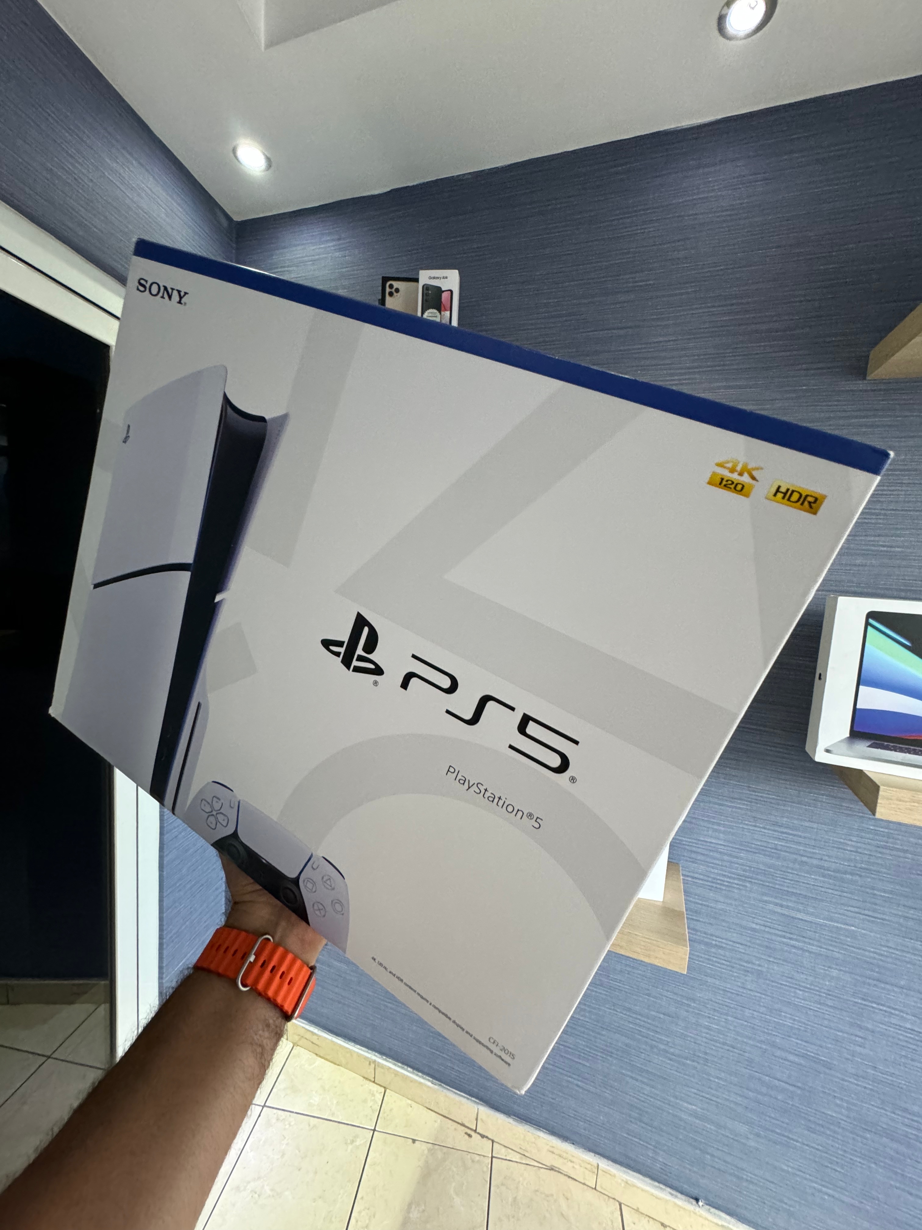 consolas y videojuegos - Consola PS5 SLIM 1TB Version Disco Nuevo $ 33,500 NEG