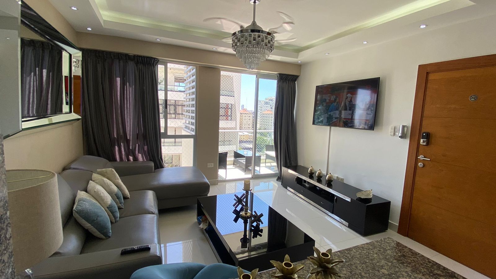 apartamentos - ALQUILER AMUEBLADO a pocos Metros de Agora Mall 0