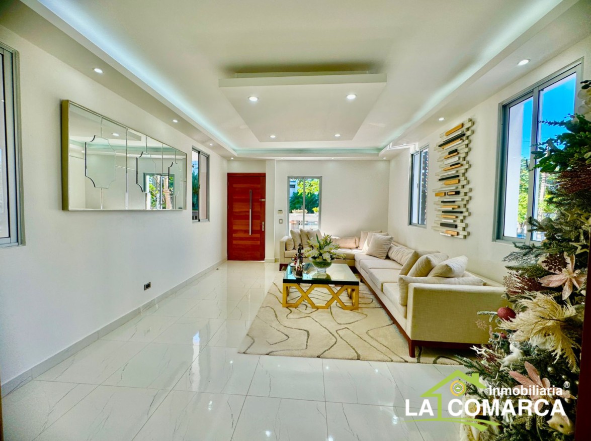 casas - Moderna Casa de Oportunidad en Santiago 3