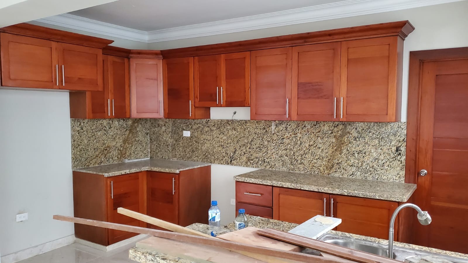 casas - Casa mucho patio/s.335, Autopista San Isidro