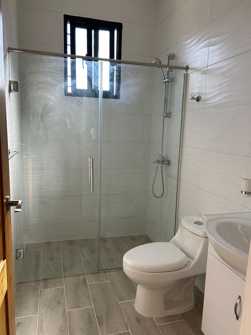 casas - CASA EN VENTA EN URB. LAS ANTILLAS. 6