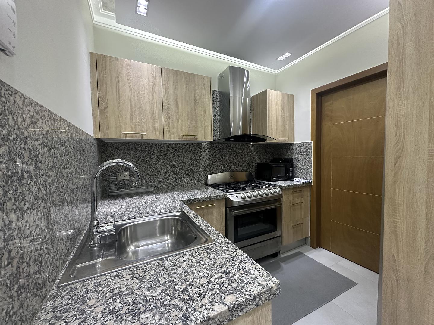 apartamentos - EVARISTO MORALES - APARTAMENTO EN ALQUILER  2