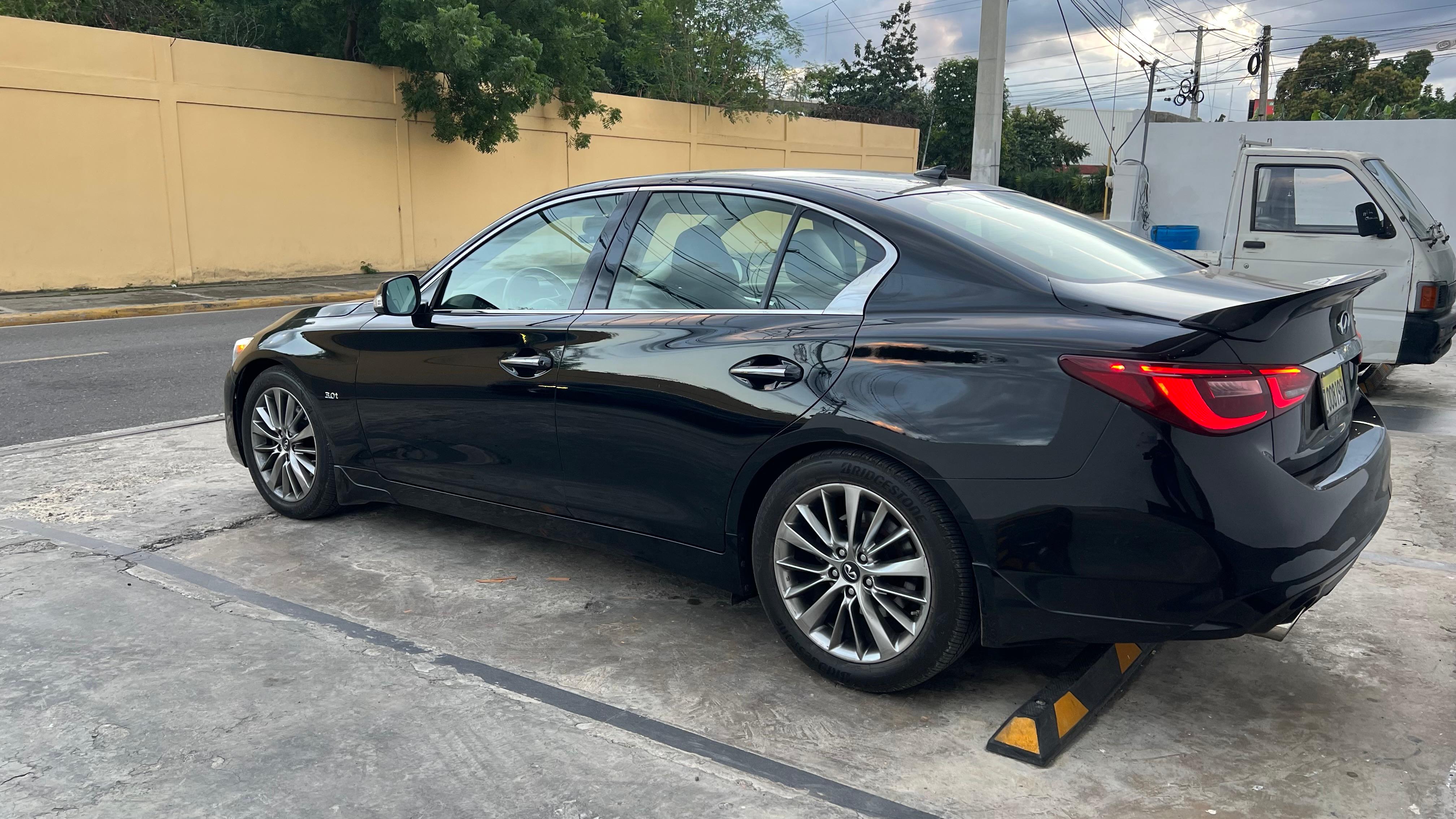 carros - Infiniti Q50 2018  1