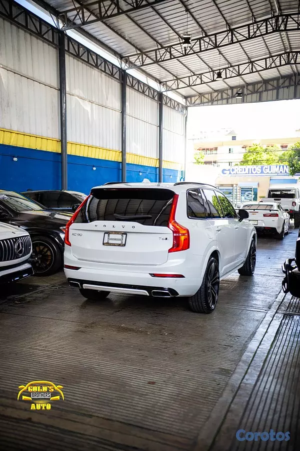 jeepetas y camionetas - Volvo XC90 R-Desing T6 2021 Recien Importada Clean 6