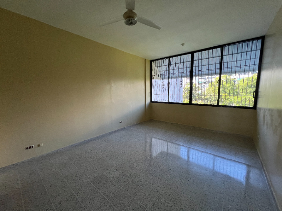 apartamentos - Apartamento en Alquiler Bella Vista, 3H, 2B, 1P, 5to nivel 8