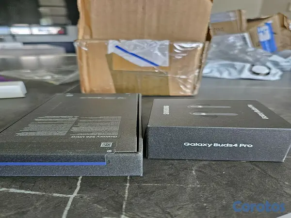 celulares y tabletas - OFERTA!!Samsung S26 Ultra+Samsung Galaxy Buds 4 Pro 6