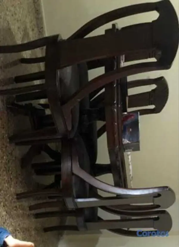 muebles y colchones - Comedor de seis sillas en caoba  2