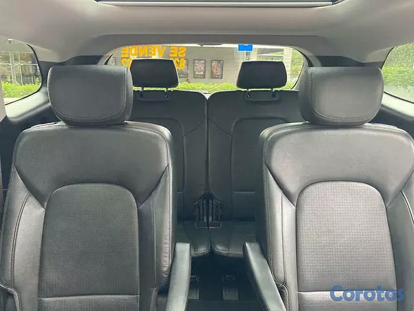 jeepetas y camionetas - Hyundai GRAND santa fe 6