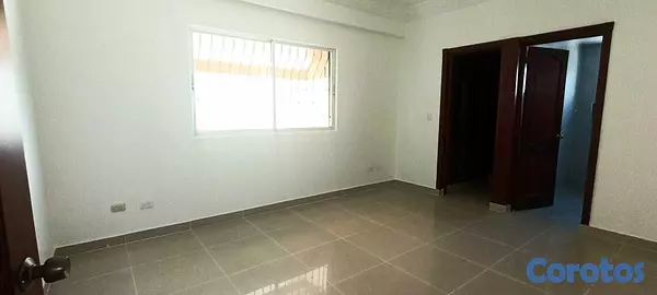 apartamentos - Bella Vista excelente apartamento clásico 230 Mts vista mar  6
