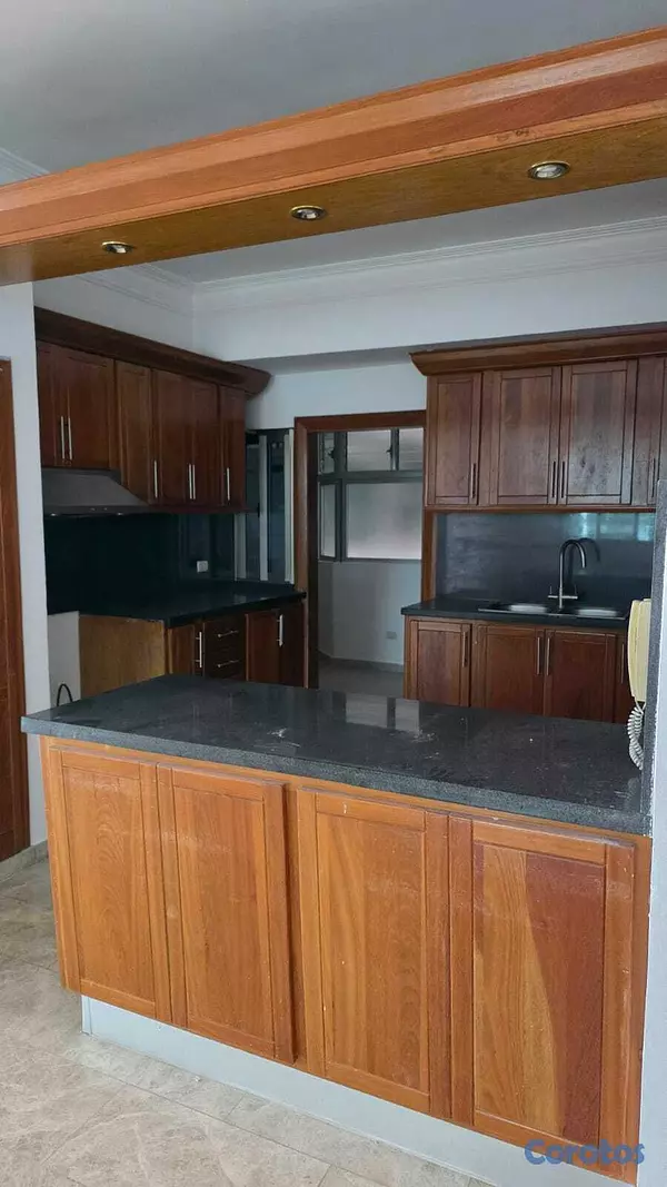 apartamentos - Alquilo Apartamento cerca de parque Mirador Sur, 3 hab., 278mts, Vista al Mar 5