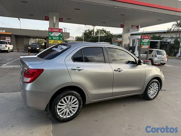 carros - Susuki Dzire 2022 4