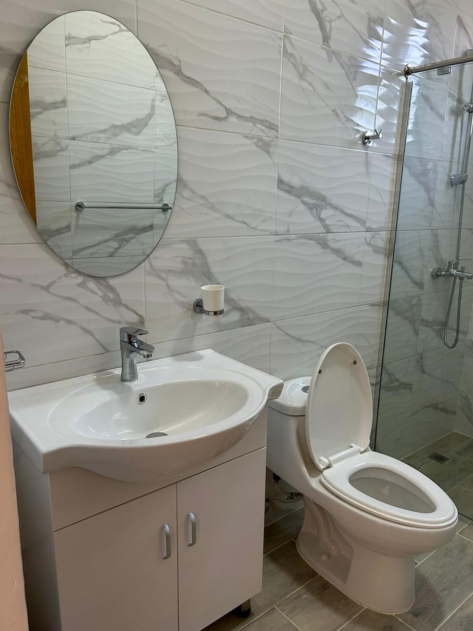 casas - CASA EN VENTA EN URB. LAS ANTILLAS. 7