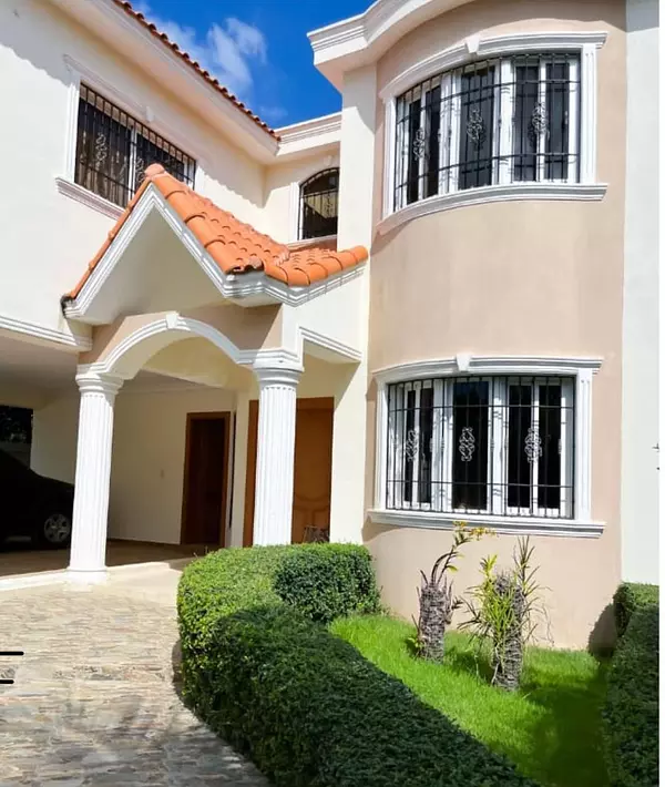 casas - CASA EN VENTA PRADO ORIENTAL 890MT2 Y 500 CONSTRUC 1