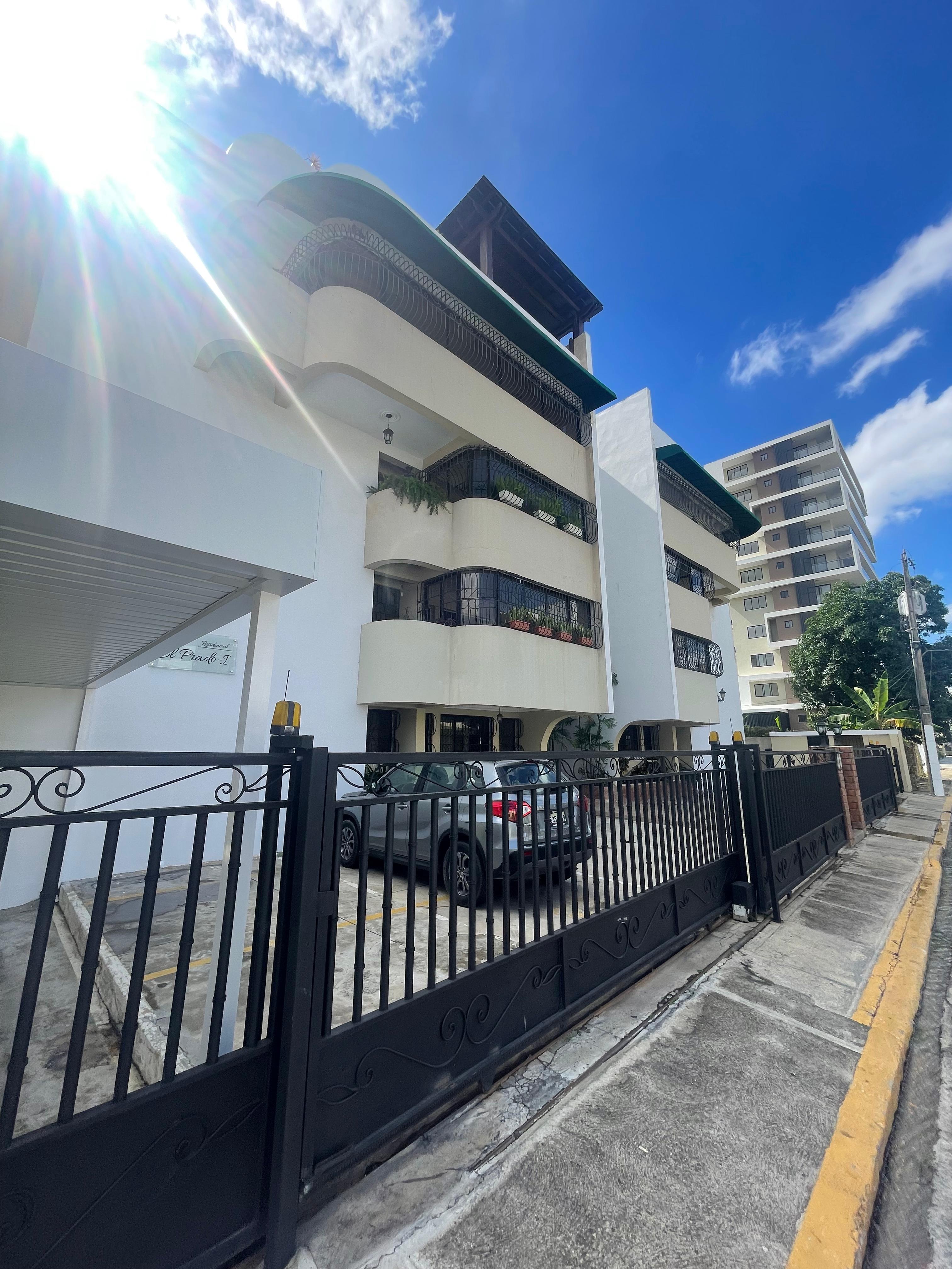 apartamentos - APARTAMENTO EN VENTA EN LA MORALEJA, SANTIAGO. 4