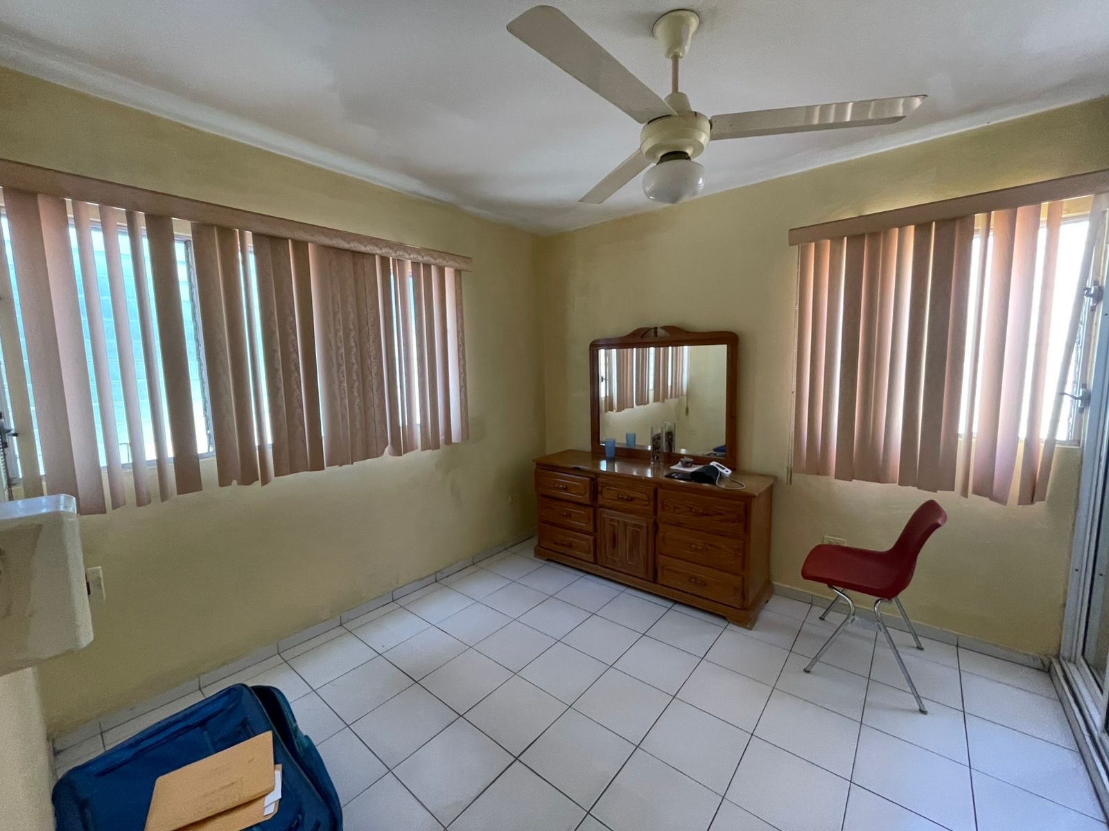 casas -  venta de casa en la avenida España Santo Domingo este  3