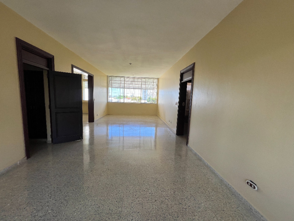 apartamentos - Apartamento en Alquiler Bella Vista, 3H, 2B, 1P, 5to nivel 9