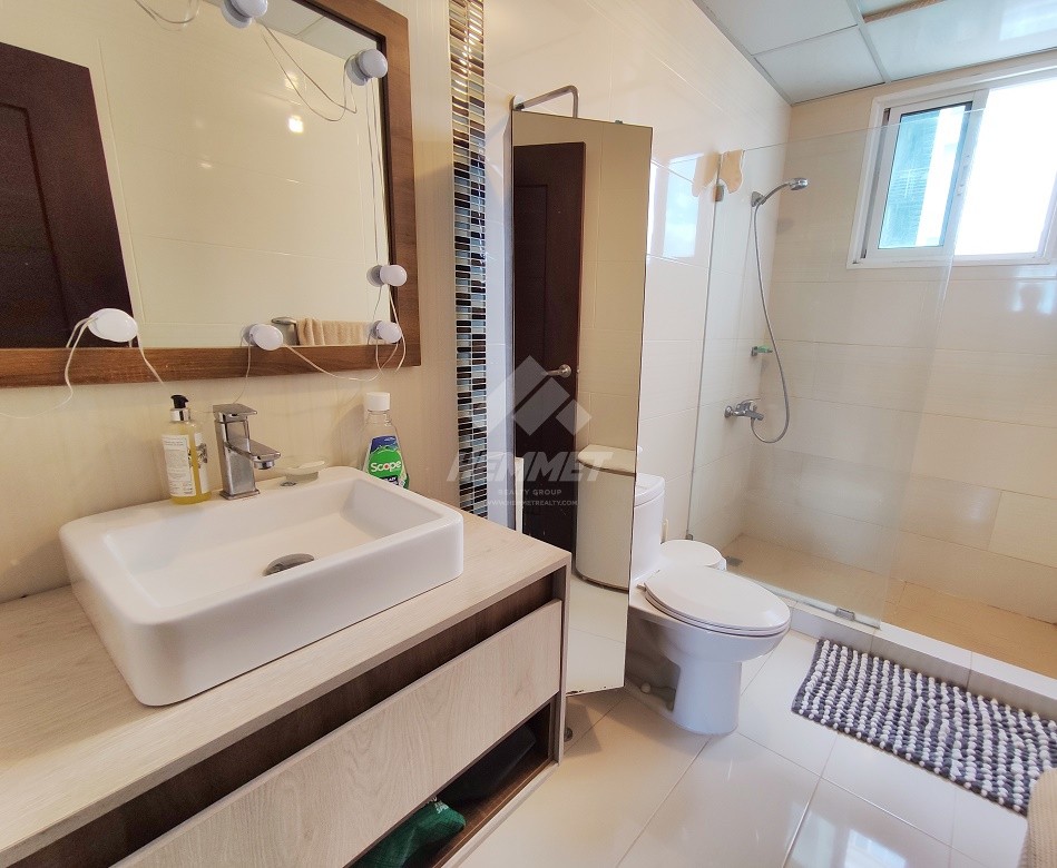 apartamentos - TORRE CON ELEVADOR Y PARQUEOS TECHADOS CERROS GURABO SANTIAGO  8