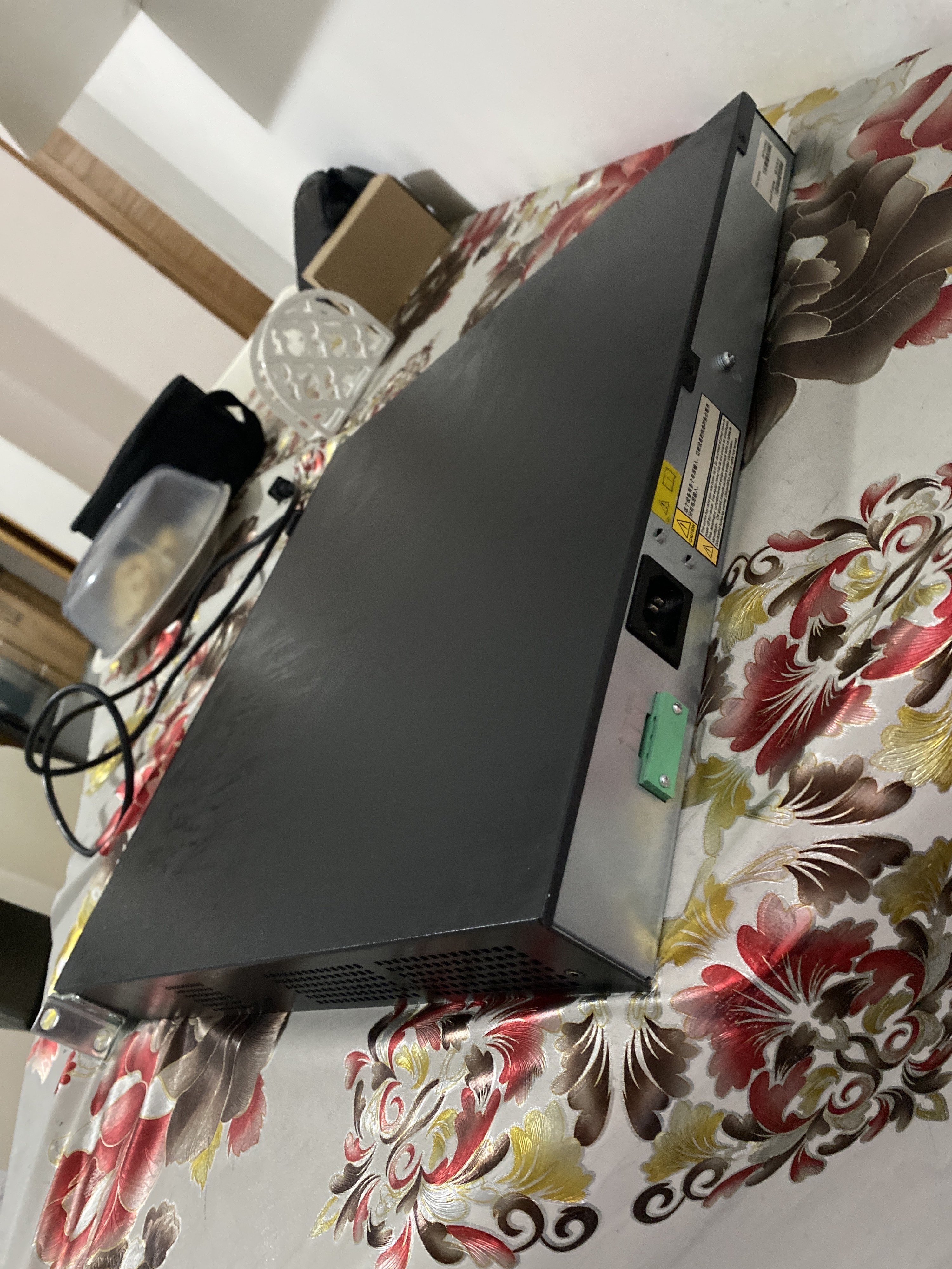 otros electronicos - Switch HP ProCurve 48 Puertos 0