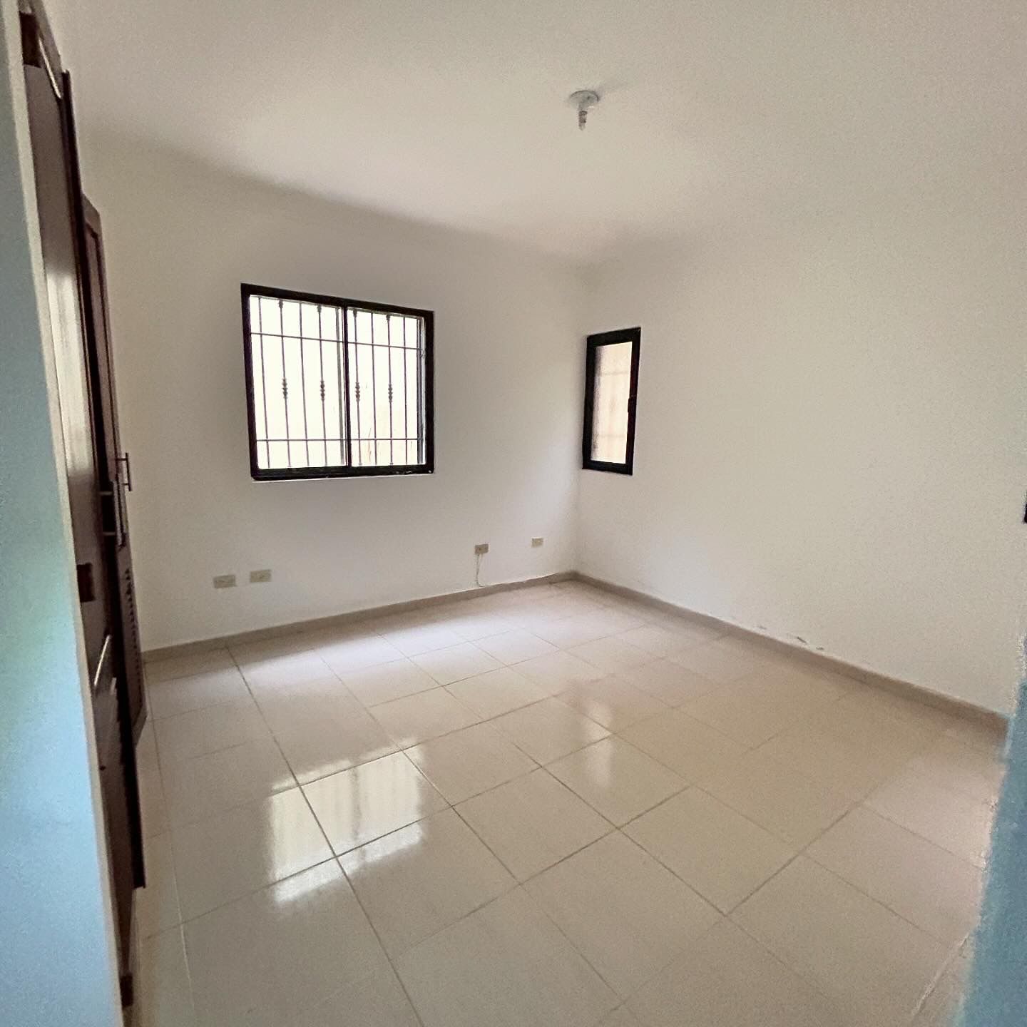 apartamentos - Alquiler de Apartamento en el Millon Primer piso 3