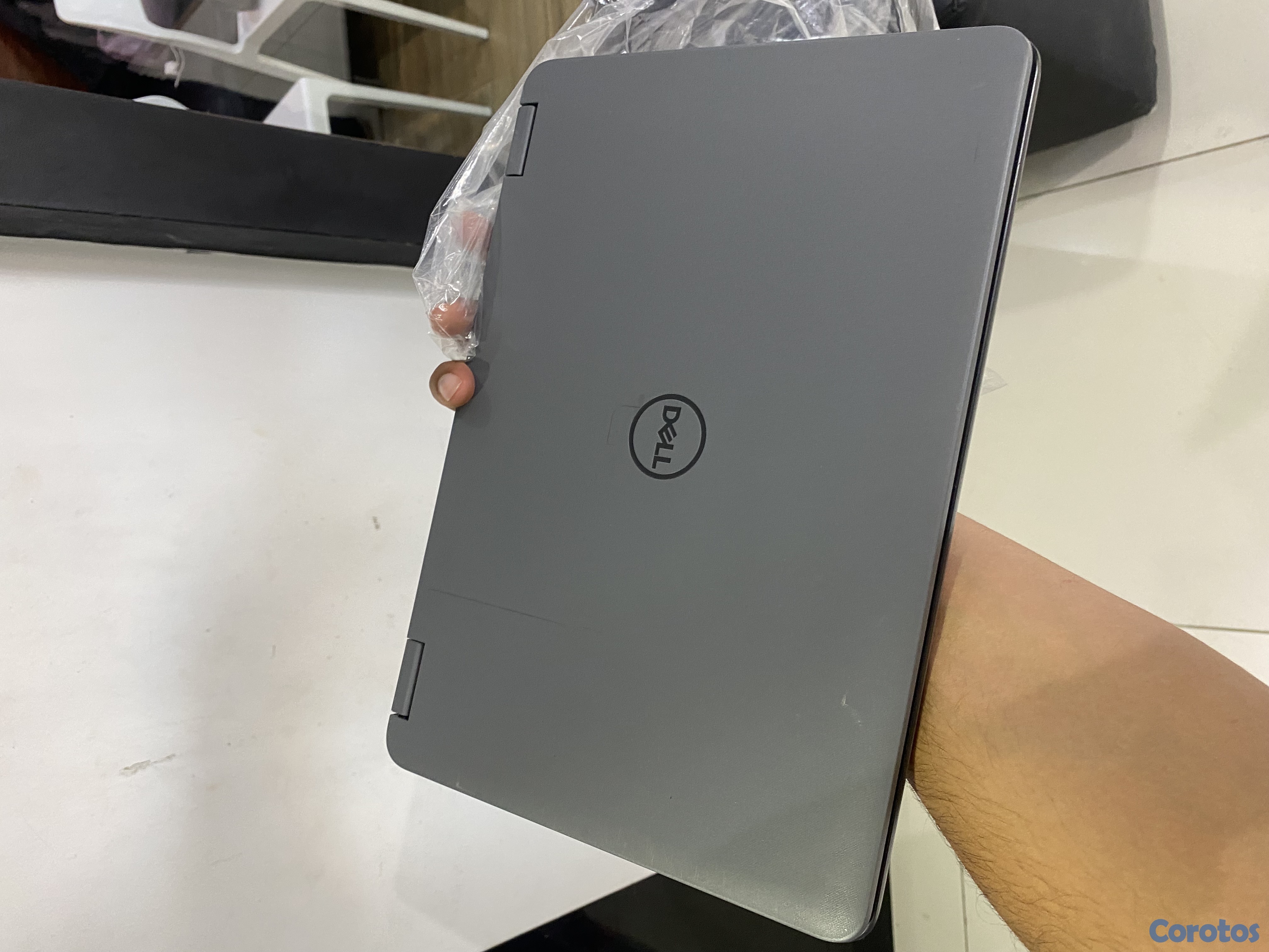 computadoras y laptops - Dell latitude 3120 2in1 touch  3