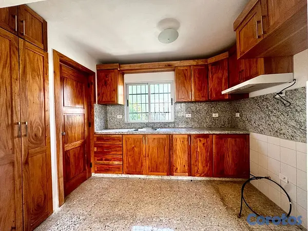 apartamentos - Alquilo apartamento en Evaristo Morales de 3 habitaciones  5
