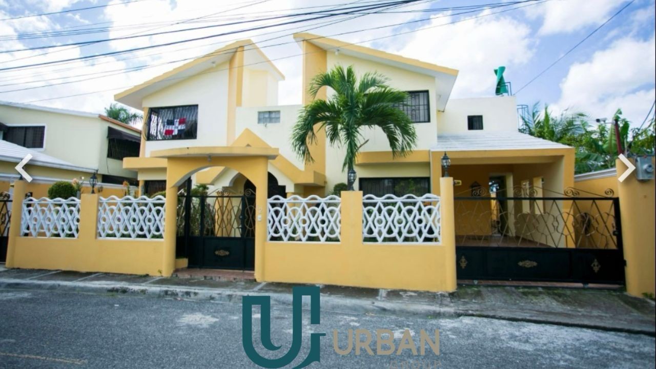 casas - Se vende casa de dos niveles en US$255,265 en residencial Don Bolivar, Alameda,  1