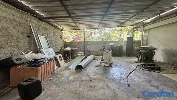 oficinas y locales comerciales - LOCAL EN 1ER NIVEL DE RENTA EMBRUJO 1 SANTIAGO 10