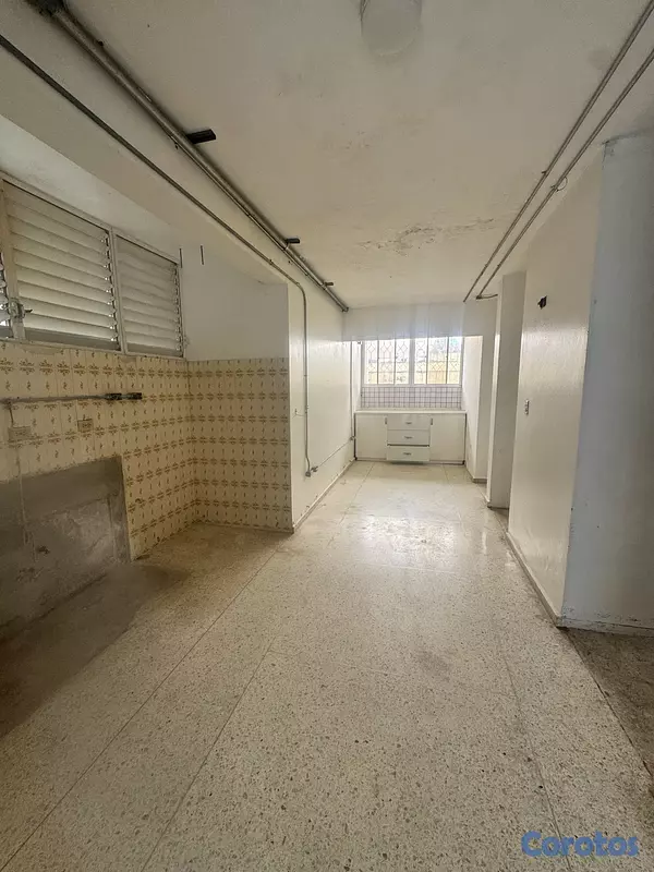 oficinas y locales comerciales - LOCAL COMERCIAL 11