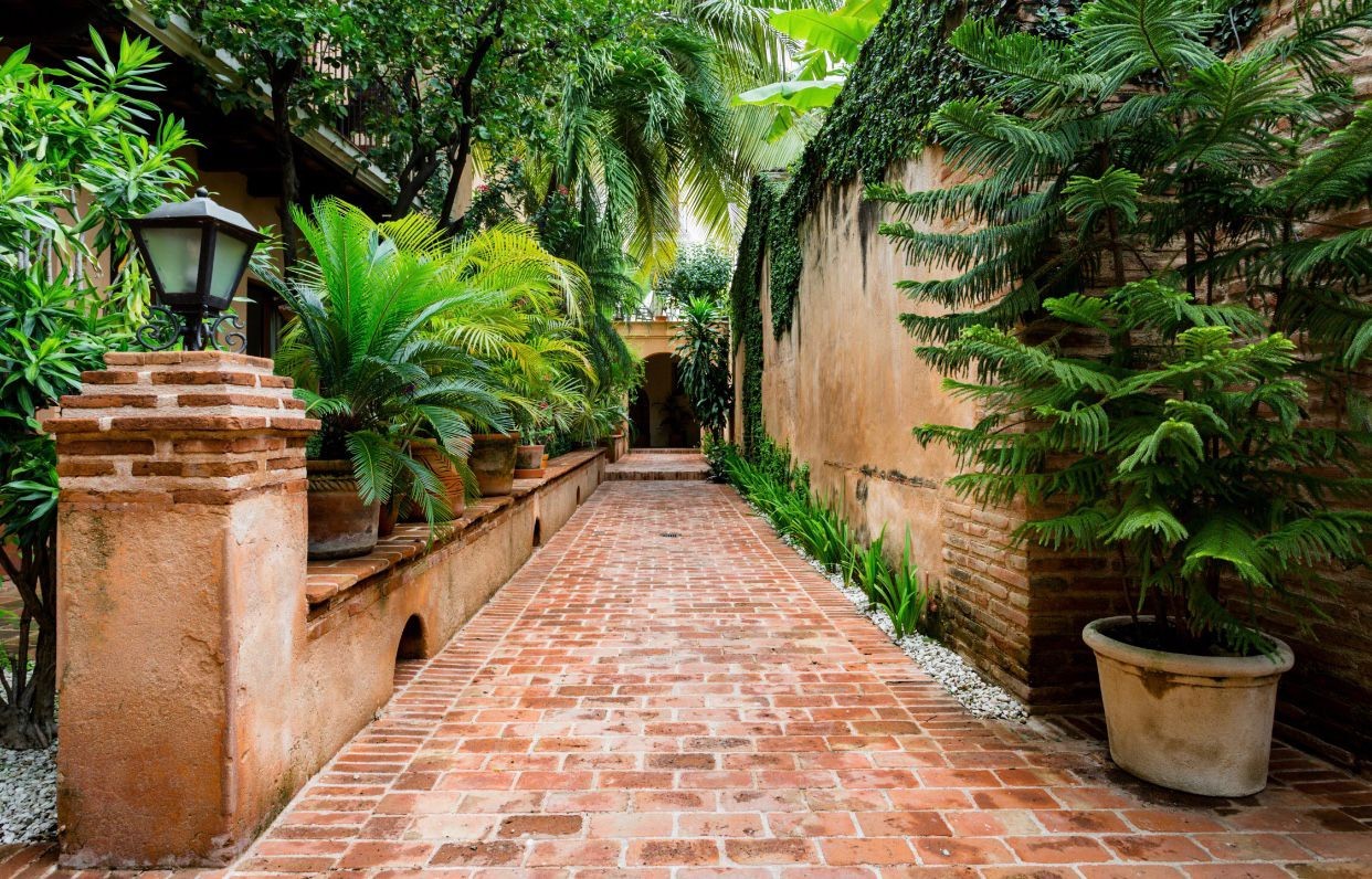 penthouses - Se alquila apartamento tipo PH en la Zona Colonial 2