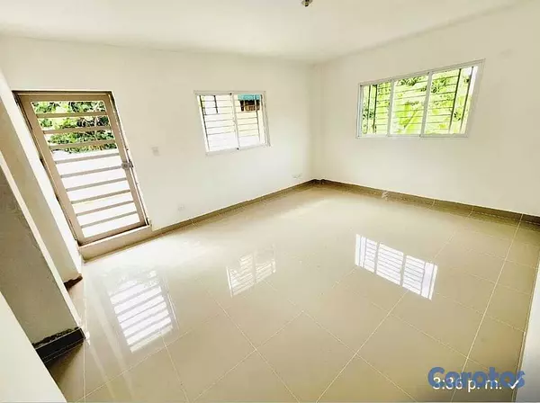 casas - CASA EN ALQUILER  en  Segundo Nivel próx. Avenida  13