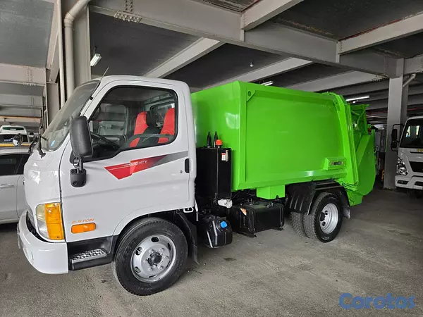 otros vehiculos - HYUNDAI MIGHTY 2016 BLANCO/VERDE DIESEL  2