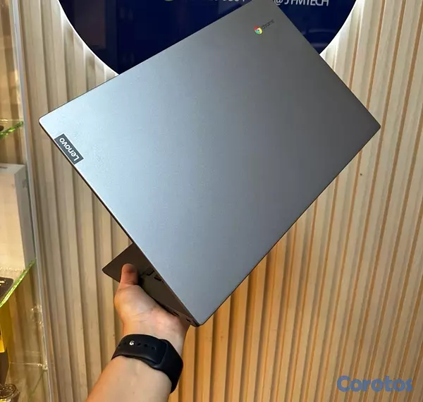 computadoras y laptops - bocina estéreo
entrada 3.5mm
cámara integradas 
pantalla 14.1 touch
mouse gratis 2
