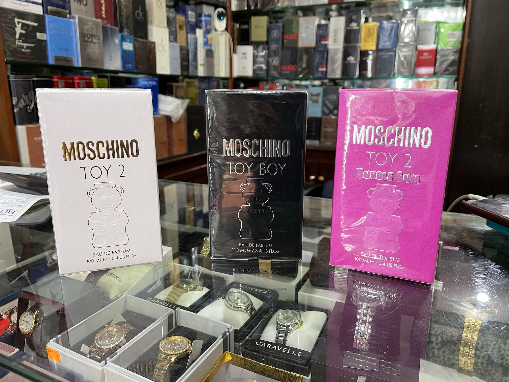 joyas, relojes y accesorios - Perfume Toy Moschino. AL POR MAYOR Y DETALLE