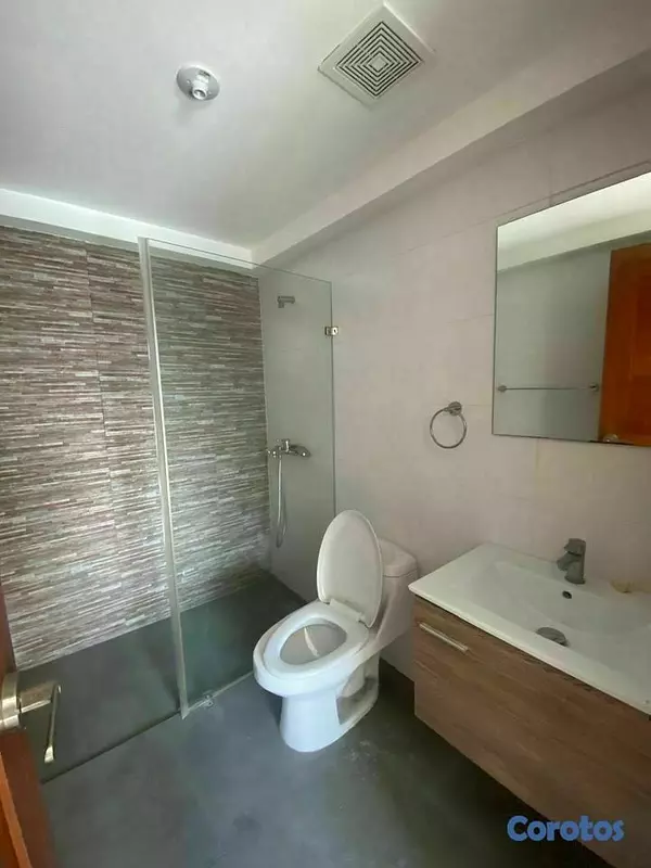 apartamentos - Apto en venta de oportunidad en Naco 5