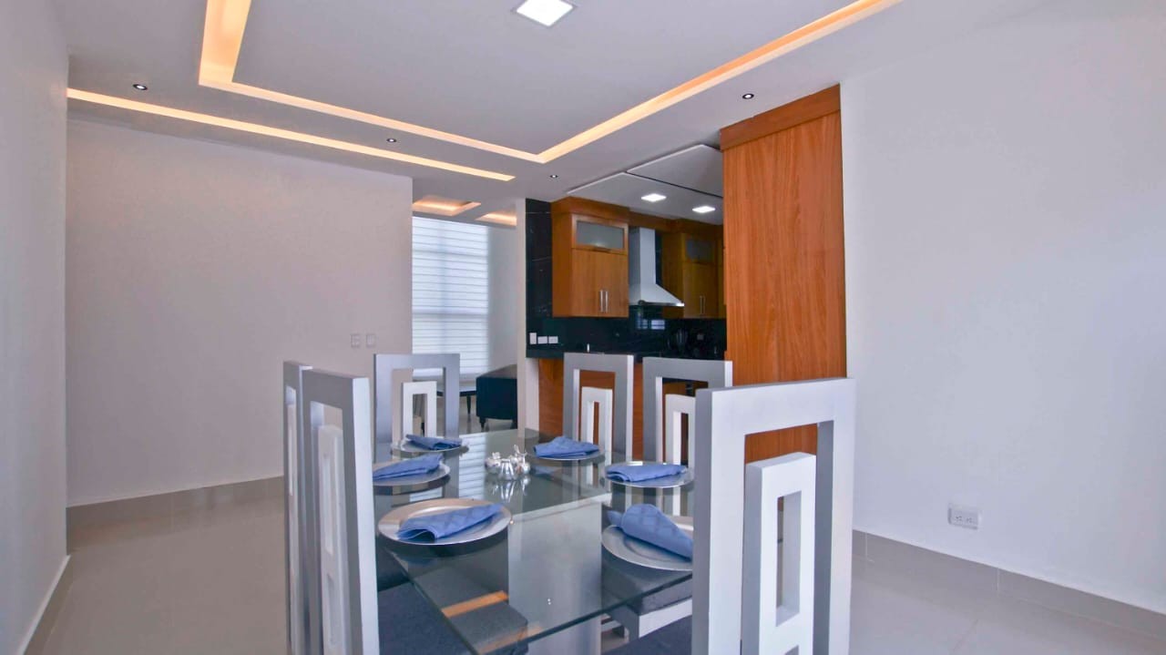 casas - Se Vende Preciosa Casa en Proyecto Cerrado de Gurabo 4