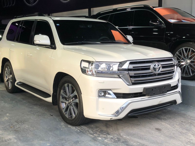 jeepetas y camionetas - Toyota land cruiser 2016 impecable 