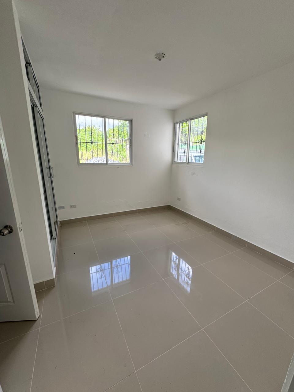 apartamentos -  CASA EN VENTA EN URBANIZACIÓN EN SANTIAGO. 9