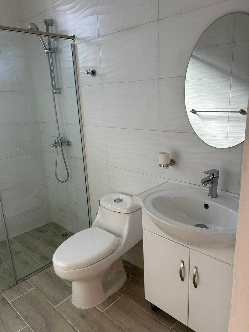 casas - CASA EN VENTA EN URB. LAS ANTILLAS. 8