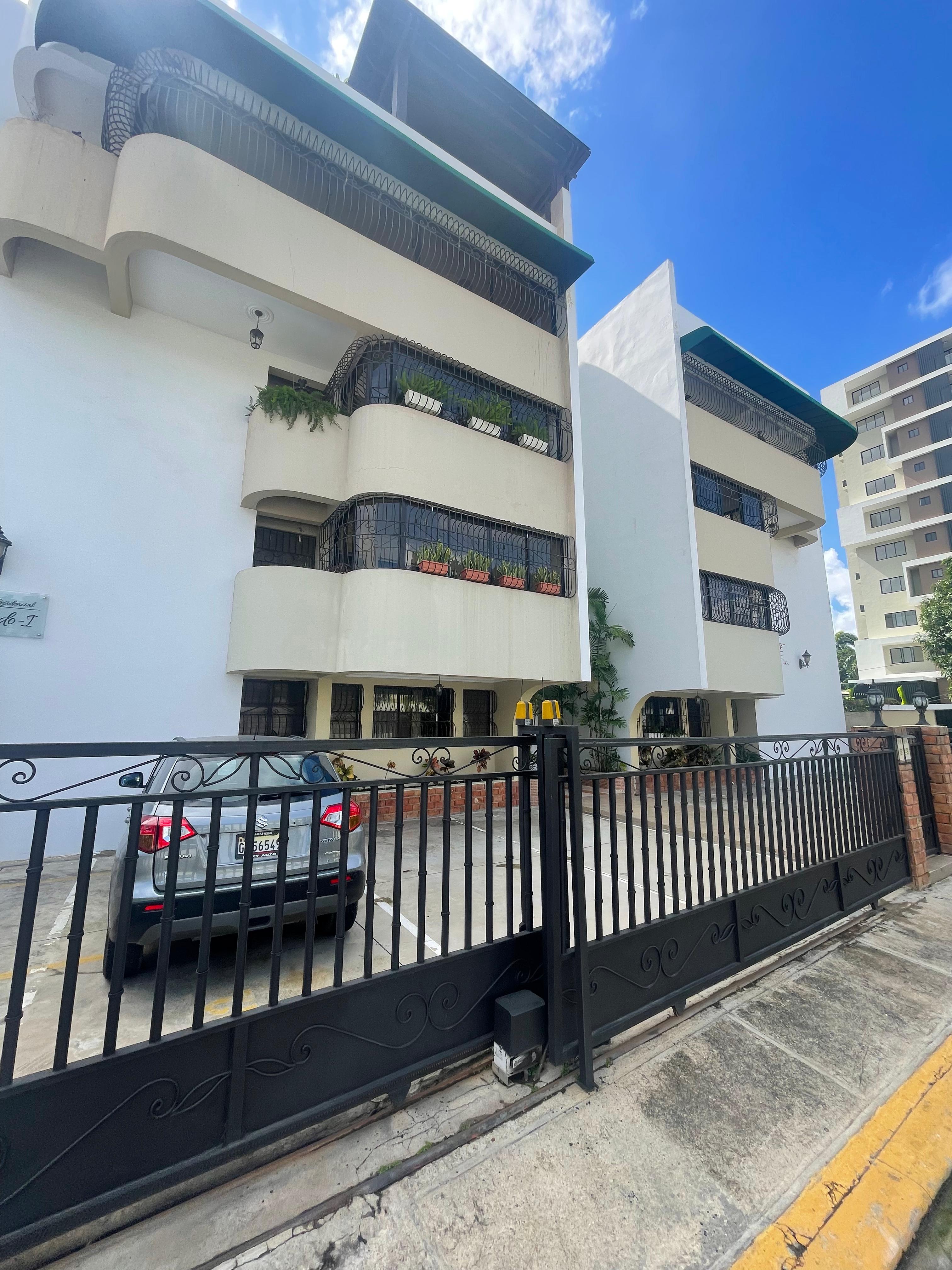 apartamentos - APARTAMENTO EN VENTA EN LA MORALEJA, SANTIAGO. 5