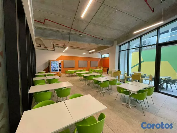 oficinas y locales comerciales - Oficina en alquiler Piantini TORRE empresarial de Lujo, piso alto 45 Mts 9