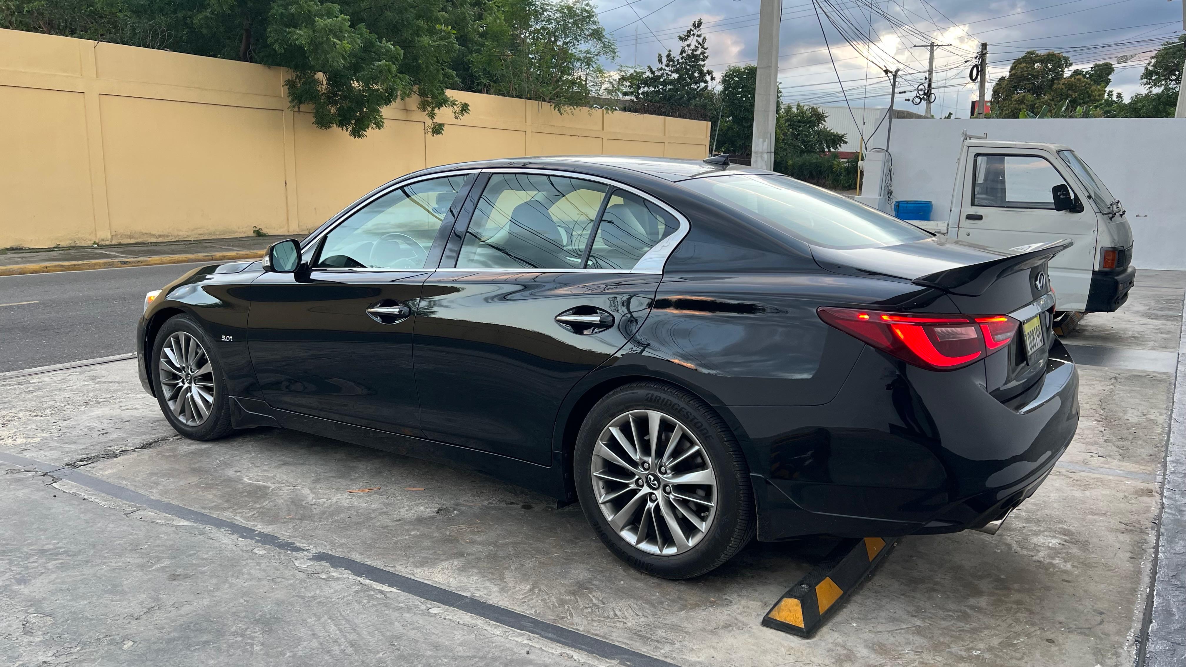 carros - Infiniti Q50 2018  3