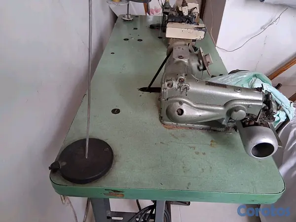 equipos profesionales - Máquina de fileteo y ruedo marca Union Special 2