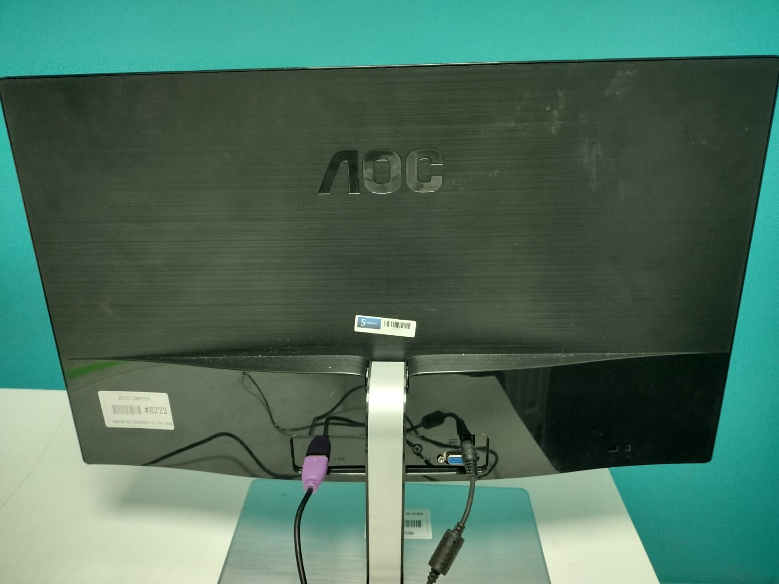 computadoras y laptops - MONITOR AOC 215LM00055 (21.5 IN) SIN BORDE 3