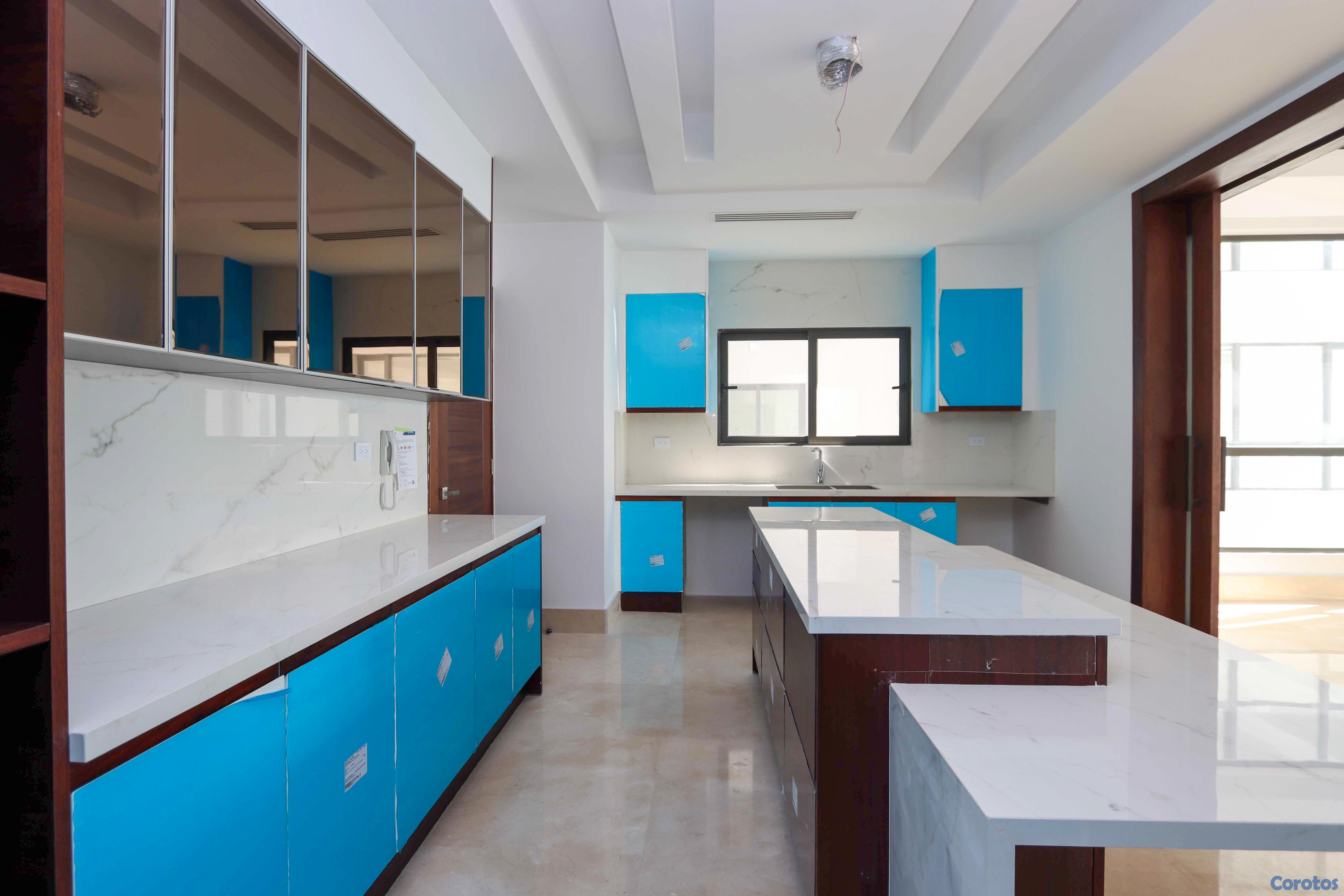 apartamentos - Torre de Lujo en la Avenida Anacaona Lista para en 3