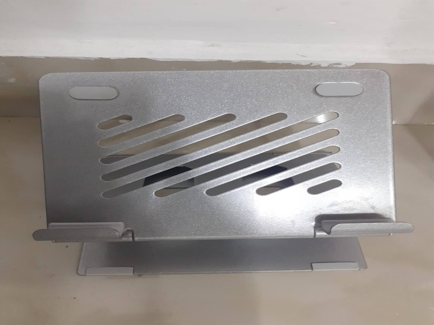 accesorios para electronica - Soporte plegable para laptop y tablet de 7-18 pulgadas. 7