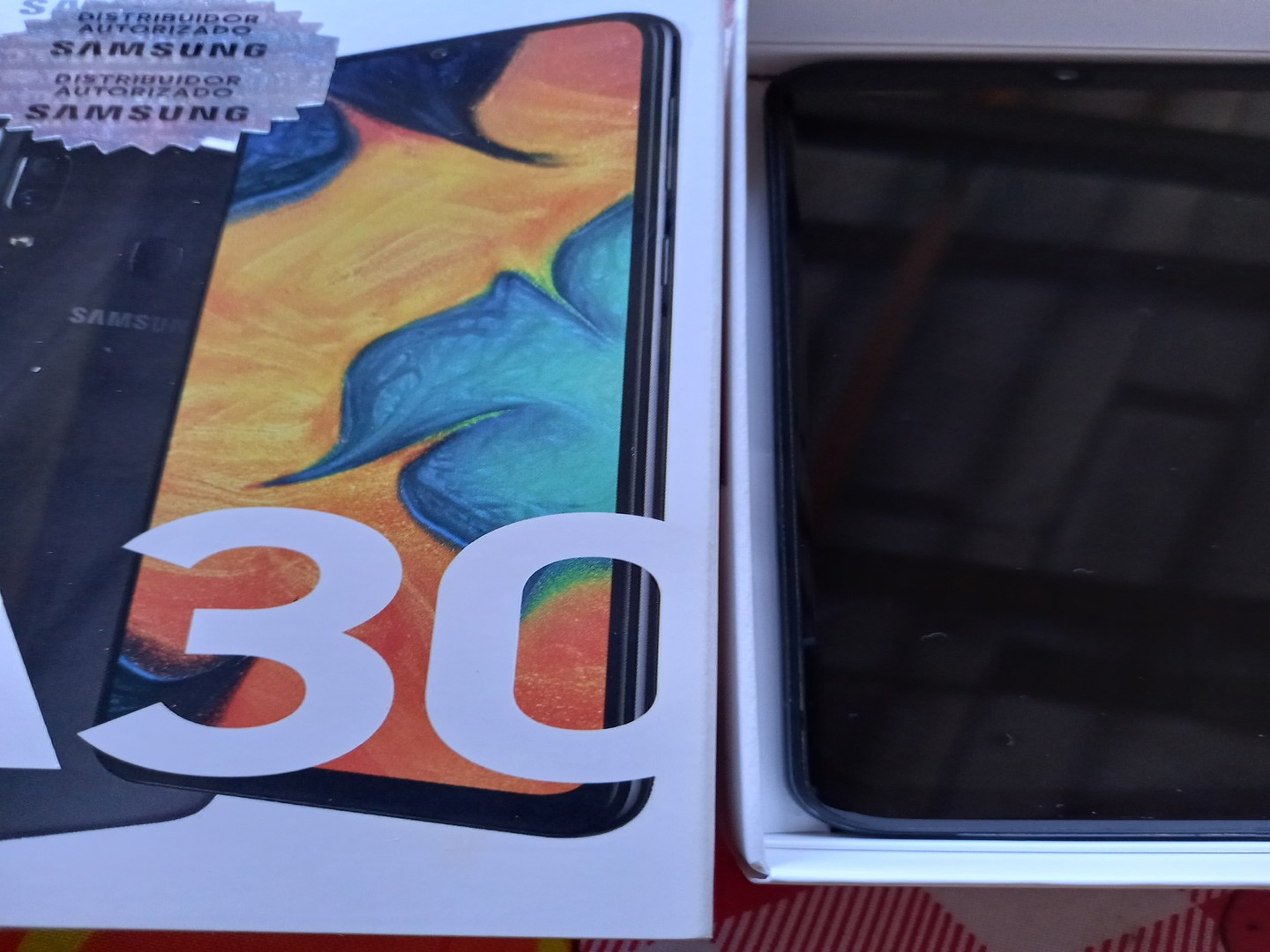 celulares y tabletas - SAMSUNG A30 64GB CLARO ORIGINAL 100% 